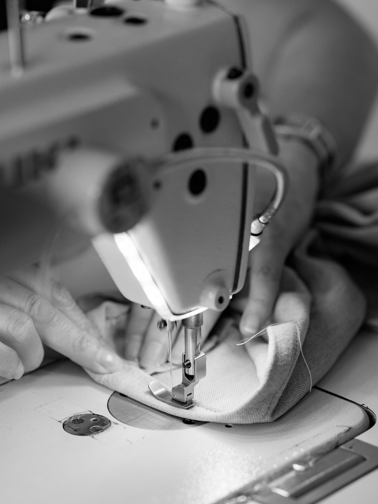 VF HD ArtisaneCouture BankImages LB-6411 n&b